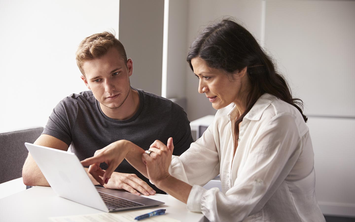 4 Ways Successful Teachers Stay Ahead of Technology